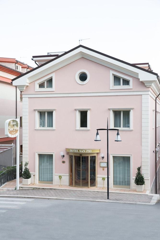 Hotel San Pio San Giovanni Rotondo Exterior photo